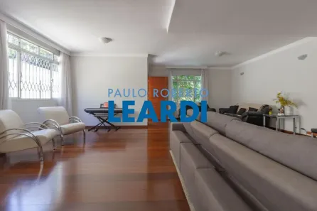 Sobrado com 4 Quartos à venda, 286m² no Sumaré, São Paulo