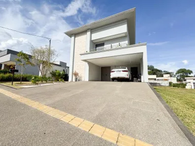 Sobrado com 3 Quartos à venda, 300m² no Parque Residencial Morumbi, Senador Canedo