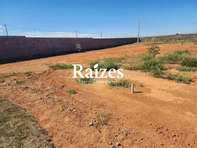 Lote/Terreno à venda, 426m² no Novo Mundo, Uberlândia