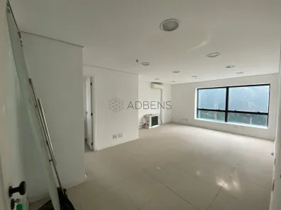 Sala Comercial à venda, 30m² no Pinheiros, São Paulo