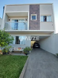 Casa com 3 Quartos à venda, 184m² no Xaxim, Curitiba