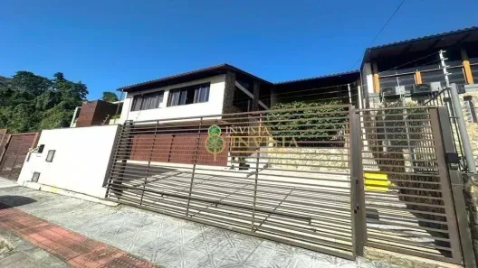 Casa com 4 Quartos à venda, 416m² no Abraão, Florianópolis