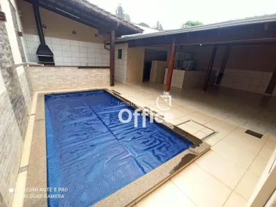 Casa com 3 Quartos à venda, 240m² no Residencial Bela Vista, Anápolis