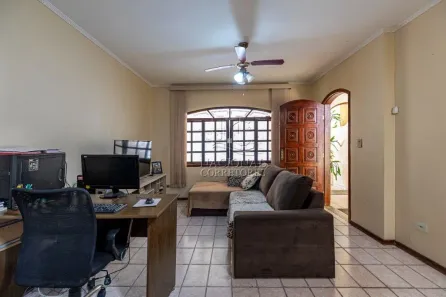Sobrado com 2 Quartos à venda, 169m² no Vila Linda, Santo André
