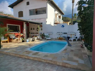 Casa com 5 Quartos à venda, 168m² no Praia do Arrastão, São Sebastião
