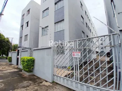 Apartamento com 3 Quartos para alugar, 60m² no Santa Mônica, Uberlândia