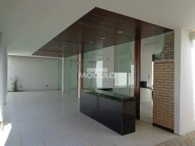 Casa com 3 Quartos à venda, 200m² no Jardim Inconfidência, Uberlândia