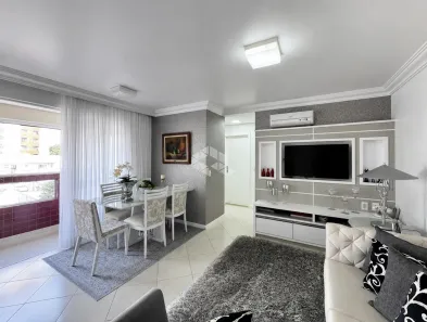 Apartamento com 2 Quartos à venda, 75m² no Estreito, Florianópolis