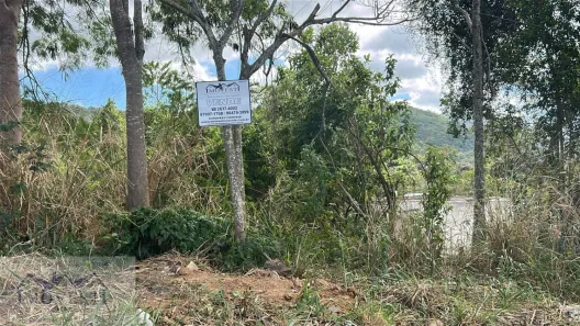 Lote/Terreno à venda, 454m² no Jacaroá, Maricá