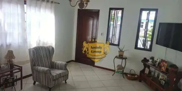 Casa com 6 Quartos para alugar, 400m² no Itaipu, Niterói