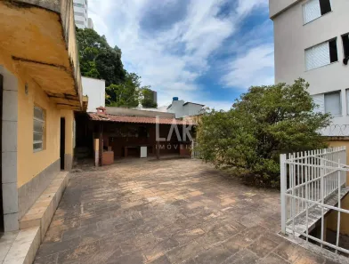 Casa com 3 Quartos para alugar, 218m² no Serra, Belo Horizonte