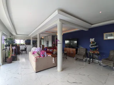 Fazenda/Sítio com 3 Quartos à venda, 220m² no Vale das Laranjeiras, Indaiatuba