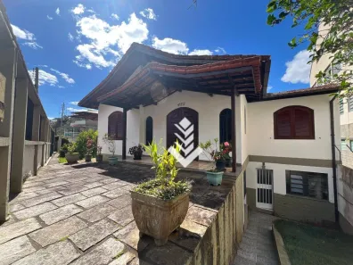Casa com 4 Quartos à venda, 536m² no Catarcione, Nova Friburgo