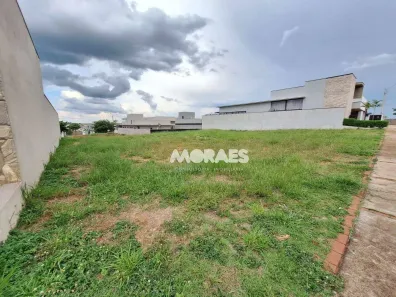 Lote/Terreno à venda, 840m² no Residencial Estoril Premium, Bauru