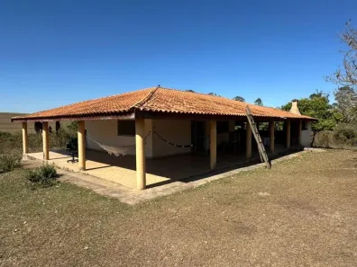 Fazenda/Sítio com 3 Quartos à venda, 100m² no Bairro dos Pires, Limeira