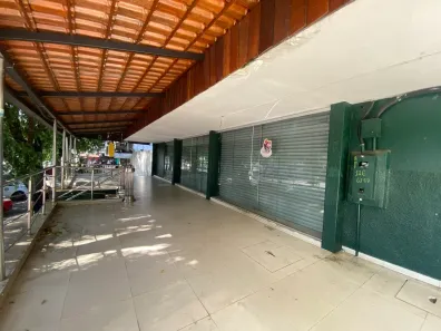 Ponto Comercial para alugar, 228m² no Parque 10 de Novembro, Manaus