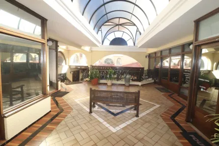 Sala Comercial para alugar, 22m² no Igapó, Londrina
