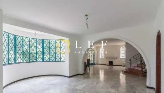 Casa com 4 Quartos para venda ou aluguel, 330m² no Pacaembu, São Paulo
