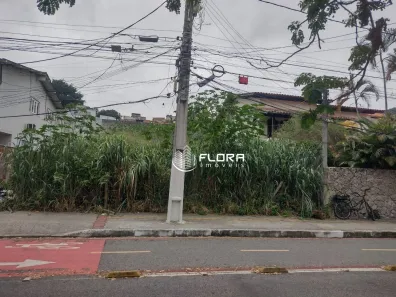 Lote/Terreno à venda, 384m² no Piratininga, Niterói