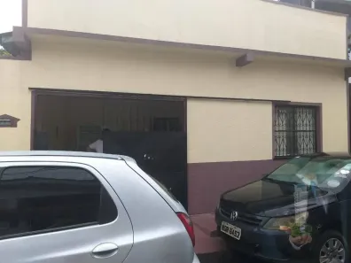 Casa com 3 Quartos à venda, 136m² no Redenção, Manaus
