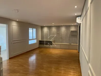 Apartamento com 4 Quartos para venda ou aluguel, 210m² no Vila Olímpia, São Paulo