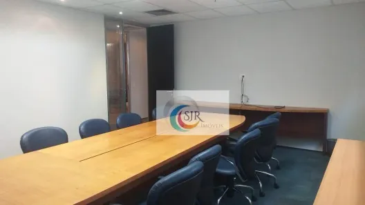 Sala Comercial para alugar, 225m² no Vila Olímpia, São Paulo