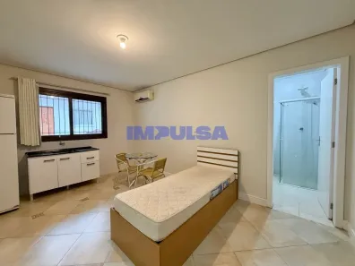 Kitnet com 1 Quarto para alugar, 20m² no Carvoeira, Florianópolis