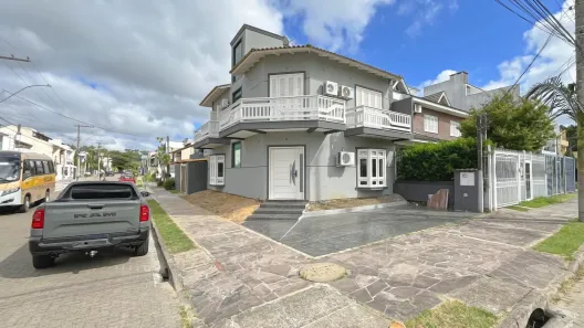 Casa com 3 Quartos à venda, 140m² no Hípica, Porto Alegre