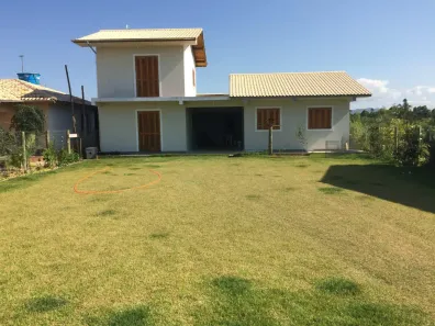Casa com 4 Quartos à venda, 150m² no Araçatuba, Imbituba