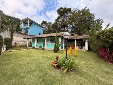 Casa de Condomínio com 2 Quartos à venda, 103m² no Vargem Grande, Teresópolis
