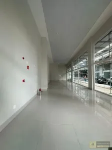Sala Comercial para alugar, 110m² no Centro, Balneário Camboriú