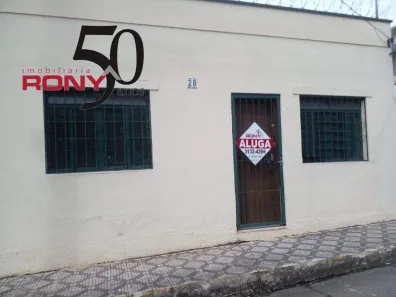 Casa com 2 Quartos para alugar, 71m² no Centro, Guaratinguetá
