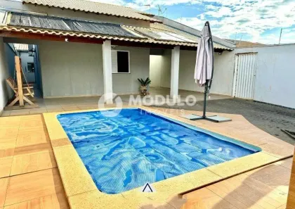 Casa com 3 Quartos à venda, 170m² no Granada, Uberlândia
