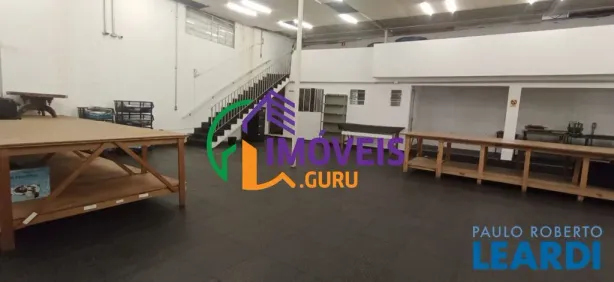 Ponto Comercial à venda, 300m² no Jardim Cachoeira, São Paulo