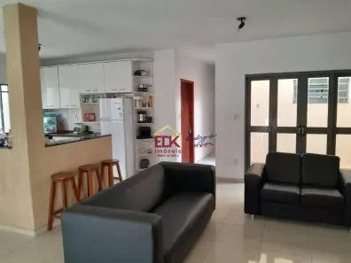 Casa com 3 Quartos à venda, 186m² no Jardim Amália, Caçapava