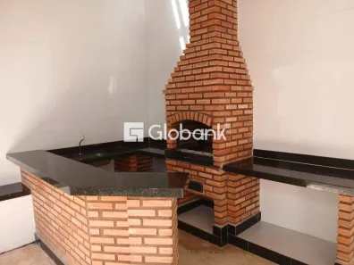 Casa com 2 Quartos à venda, 69m² no Santo Inácio, Montes Claros