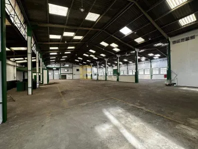 Galpão/Depósito/Armazém para alugar, 2500m² no Chácaras São Bento, Valinhos