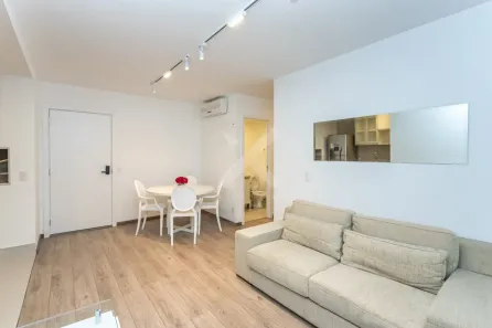 Apartamento com 2 Quartos para venda ou aluguel, 70m² no Mont Serrat, Porto Alegre