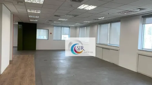 Sala Comercial para alugar, 459m² no Indianópolis, São Paulo