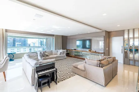 Apartamento com 3 Quartos à venda, 179m² no Bela Vista, Porto Alegre
