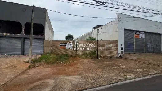 Lote/Terreno para alugar, 580m² no Cidade Alta, Piracicaba