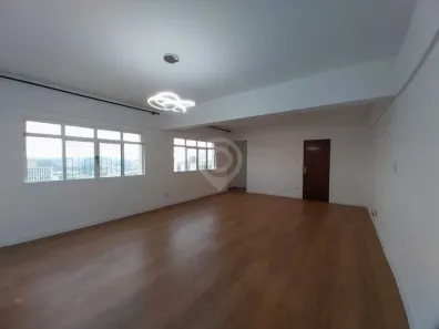 Apartamento com 3 Quartos para alugar, 138m² no Centro, Itatiba
