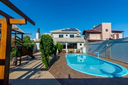 Sobrado com 3 Quartos à venda, 260m² no Estância Velha, Canoas