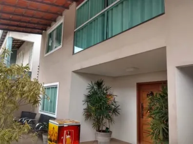 Casa com 4 Quartos à venda, 250m² no Jardim Guadalajara, Vila Velha