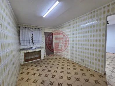 Casa com 2 Quartos para alugar, 70m² no Parque das Paineiras, São Paulo
