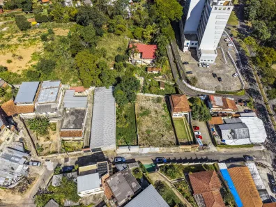 Lote/Terreno à venda, 300m² no Teixeiras, Juiz de Fora