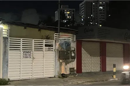 Casa com 8 Quartos à venda, 374m² no Luzia, Aracaju