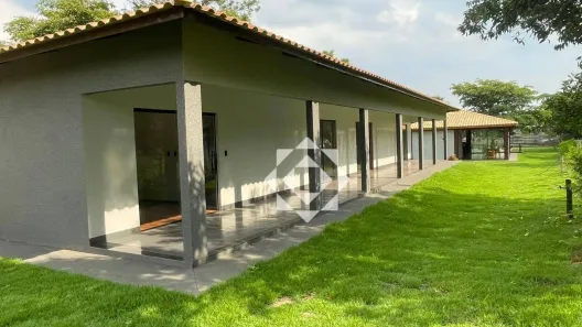 Fazenda/Sítio com 4 Quartos à venda, 265m² no Luzimangues, Porto Nacional