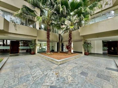 Apartamento com 3 Quartos para venda ou aluguel, 152m² no Jardim Ampliação, São Paulo
