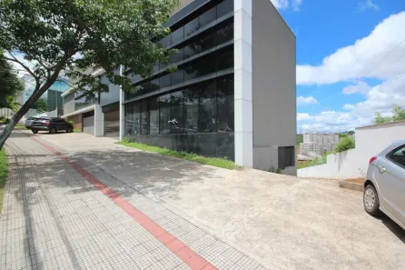 Prédio Comercial para alugar, 2500m² no Buritis, Belo Horizonte